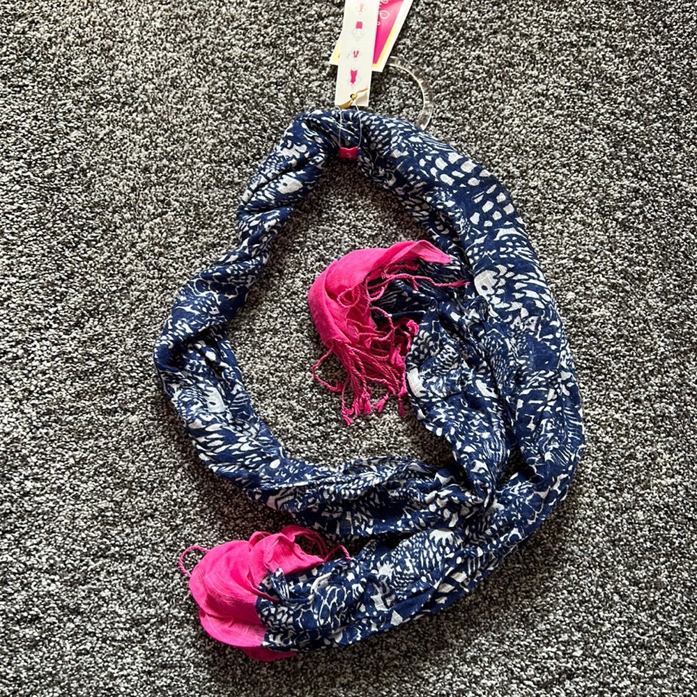 Lily Pulitzer fit target scarf